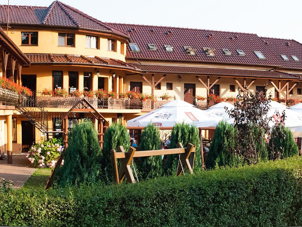 Bed and Breakfast Sloneczny Dwor à Krynica Morska Extérieur photo